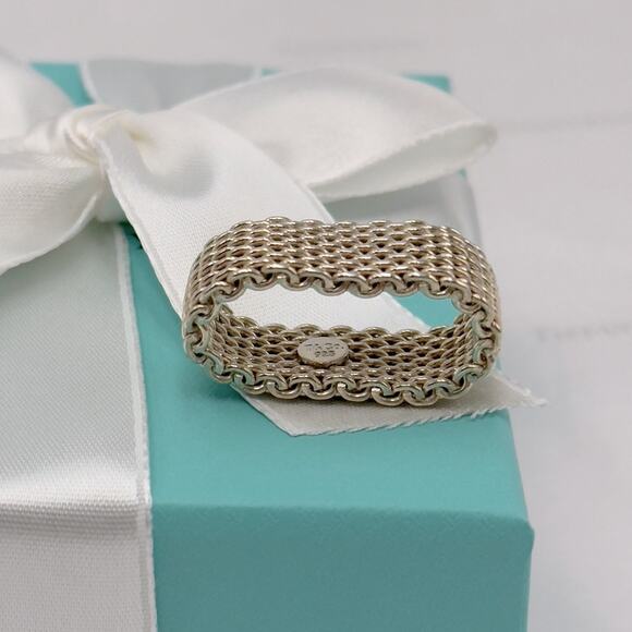 Tiffany & Co. Somerset Mesh Ring Band Size 8 Sterling Silver 925 W/ Pouch & Box - Picture 4 of 10